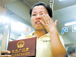 沪40名全国优秀民工成“居转户”首批受益者